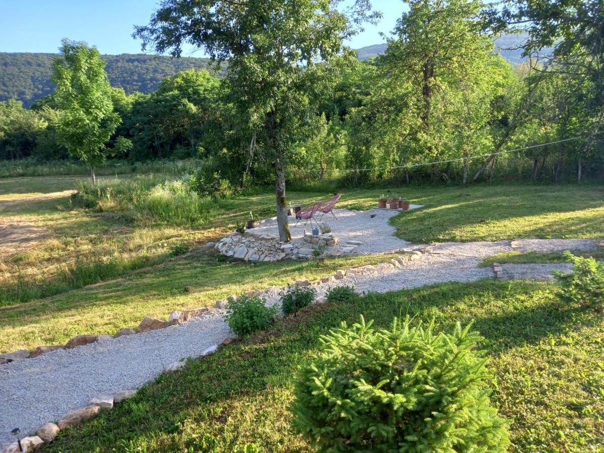 Plitvice Valley Apartments Licko Petrovo Selo Екстериор снимка