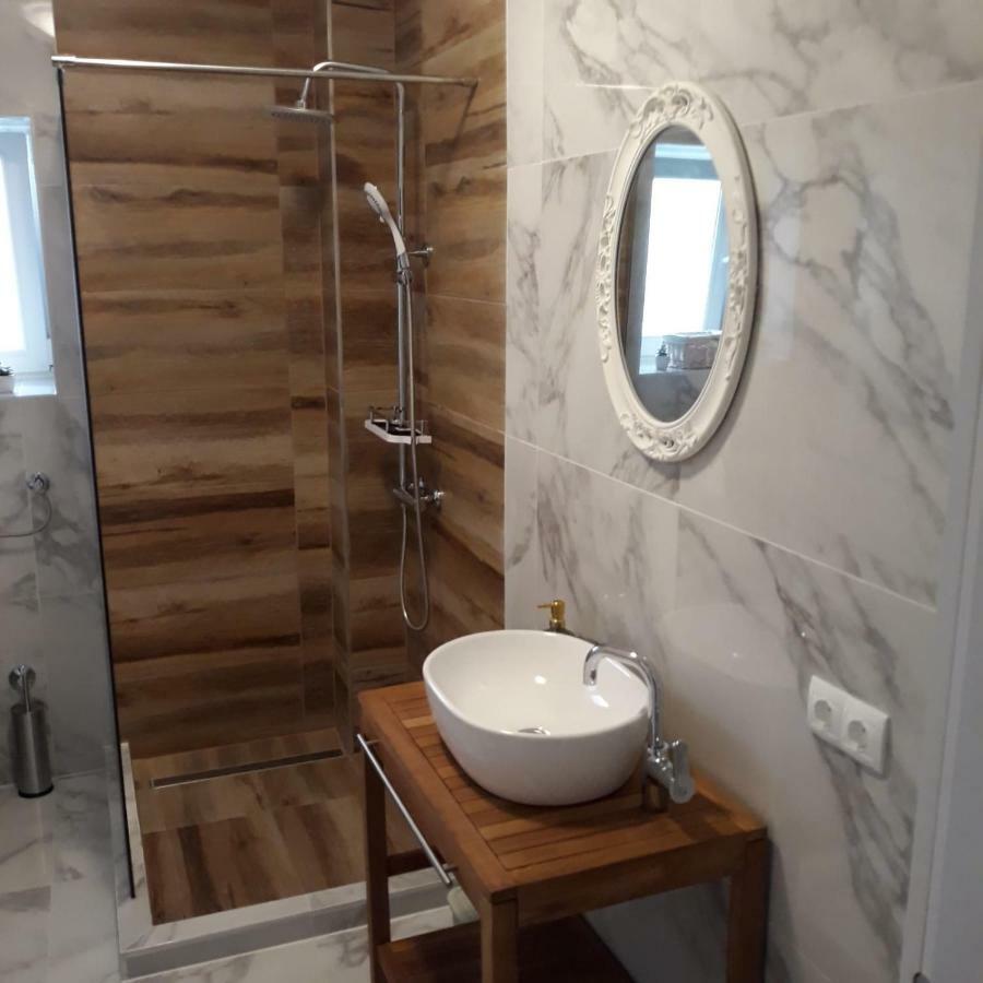 Plitvice Valley Apartments Licko Petrovo Selo Екстериор снимка