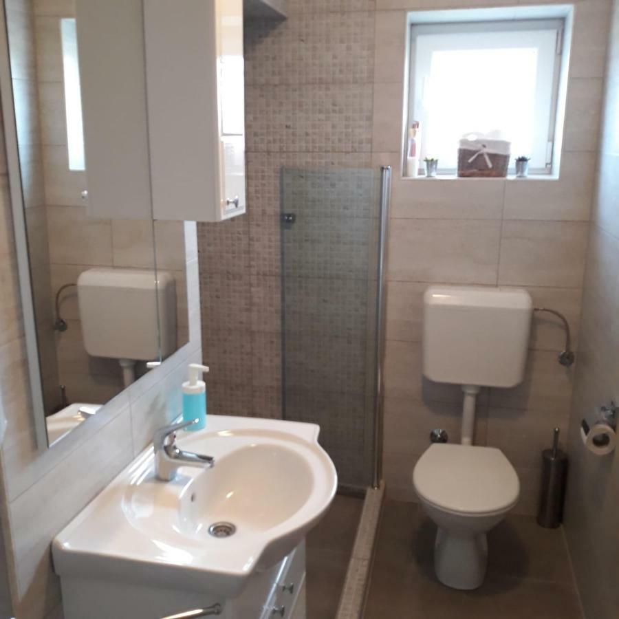 Plitvice Valley Apartments Licko Petrovo Selo Екстериор снимка